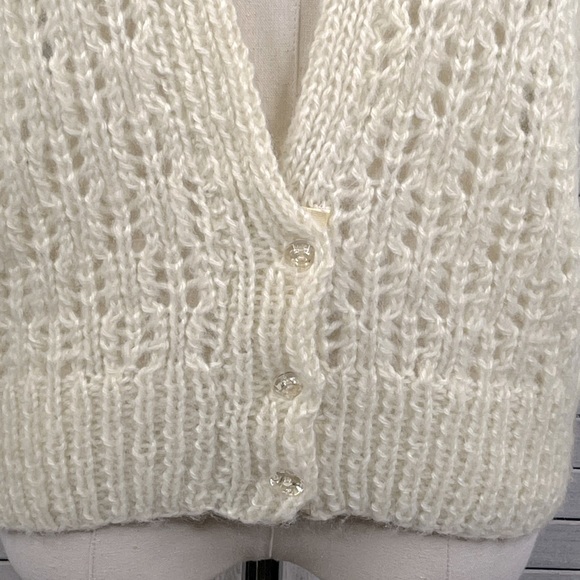 Vintage Open Weave Sleeveless Vest Cream-Medium - Picture 2 of 4